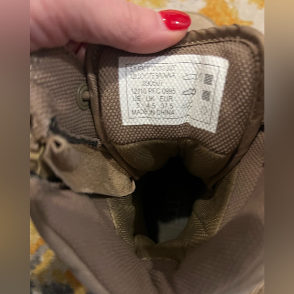 511 Tan Tactical Boots - Picture 4 of 6